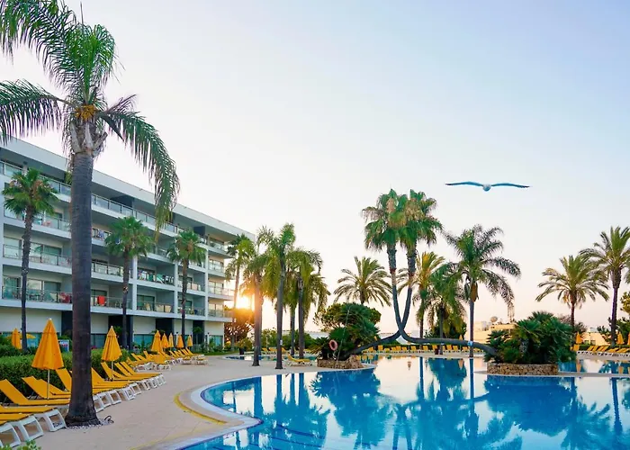 Alfagar Alto Da Colina 4*