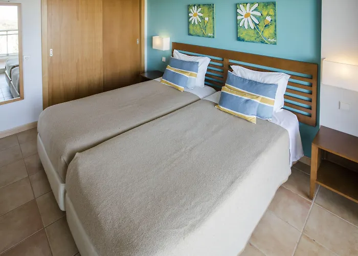 Alfagar Alto Da Colina 4*