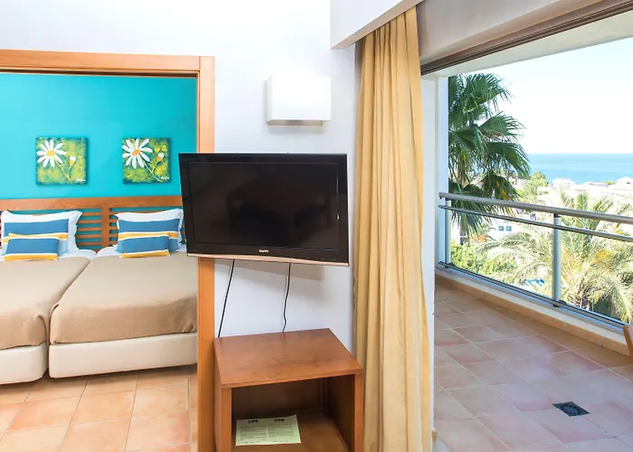 Ξενοδοχείο με διαμερίσματα Alfagar Alto Da Colina Αλμπουφέιρα