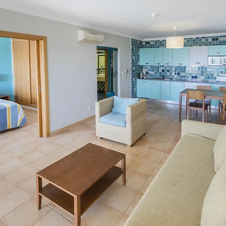 Alfagar Alto Da Colina Aparthotel 4*